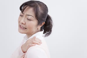肩関節周囲炎（五十肩）イメージ